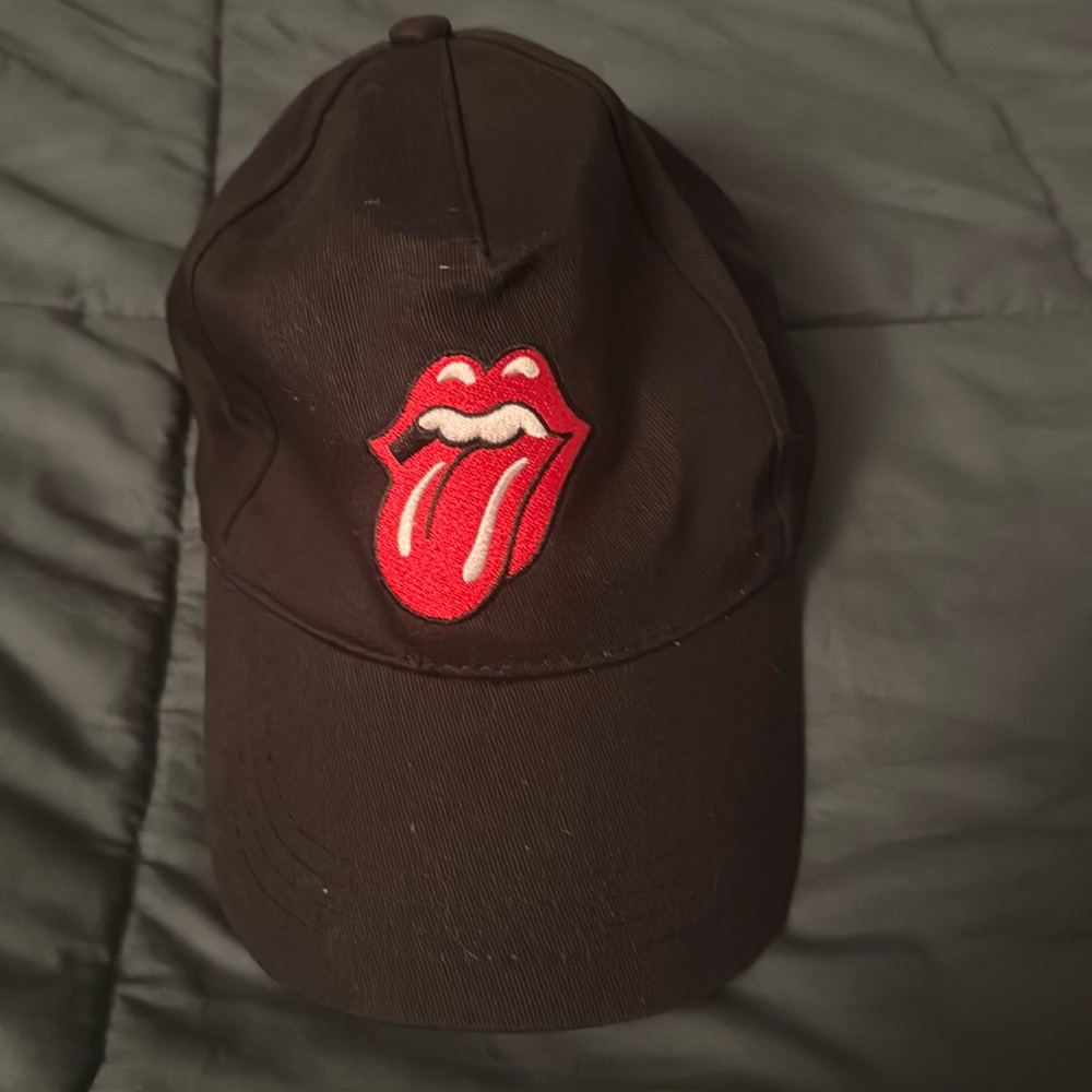 Rolling Stones Classic Tongue Baseball Cap Black with red lip tongue